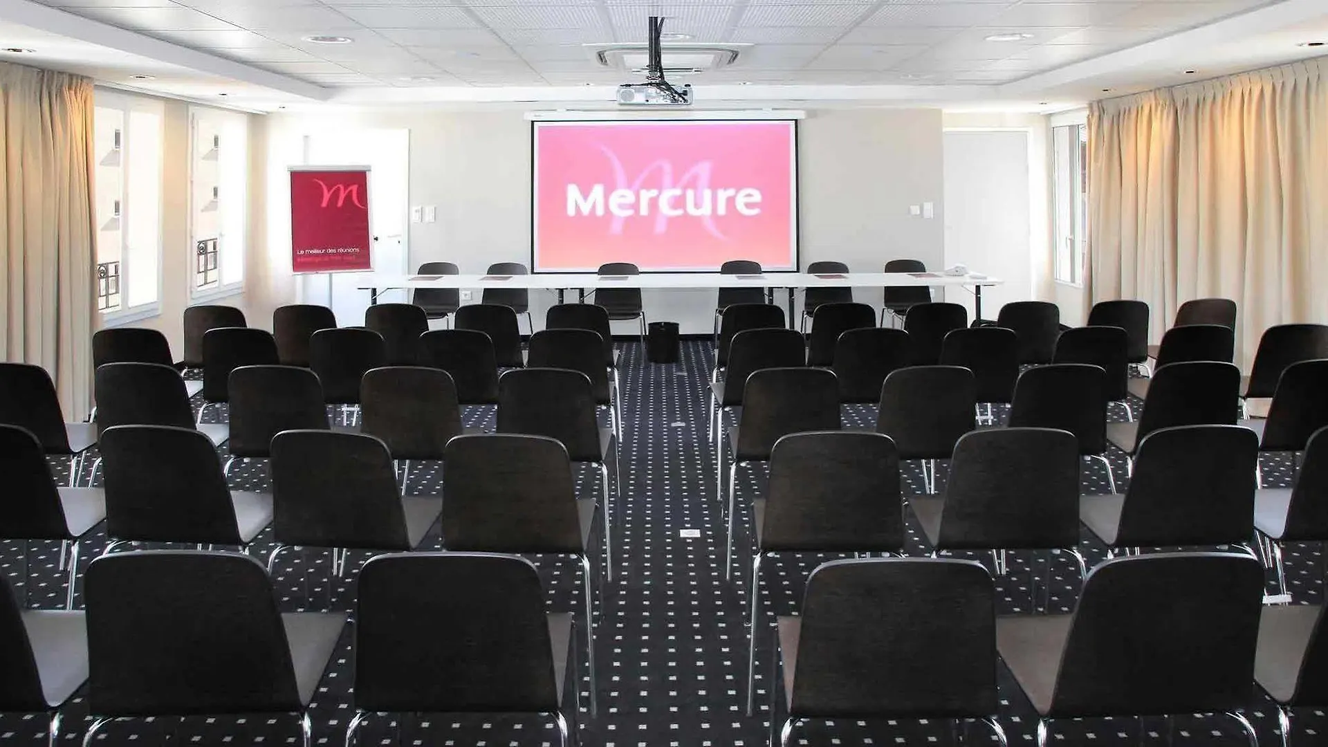 Mercure Lourdes Impérial 4*,