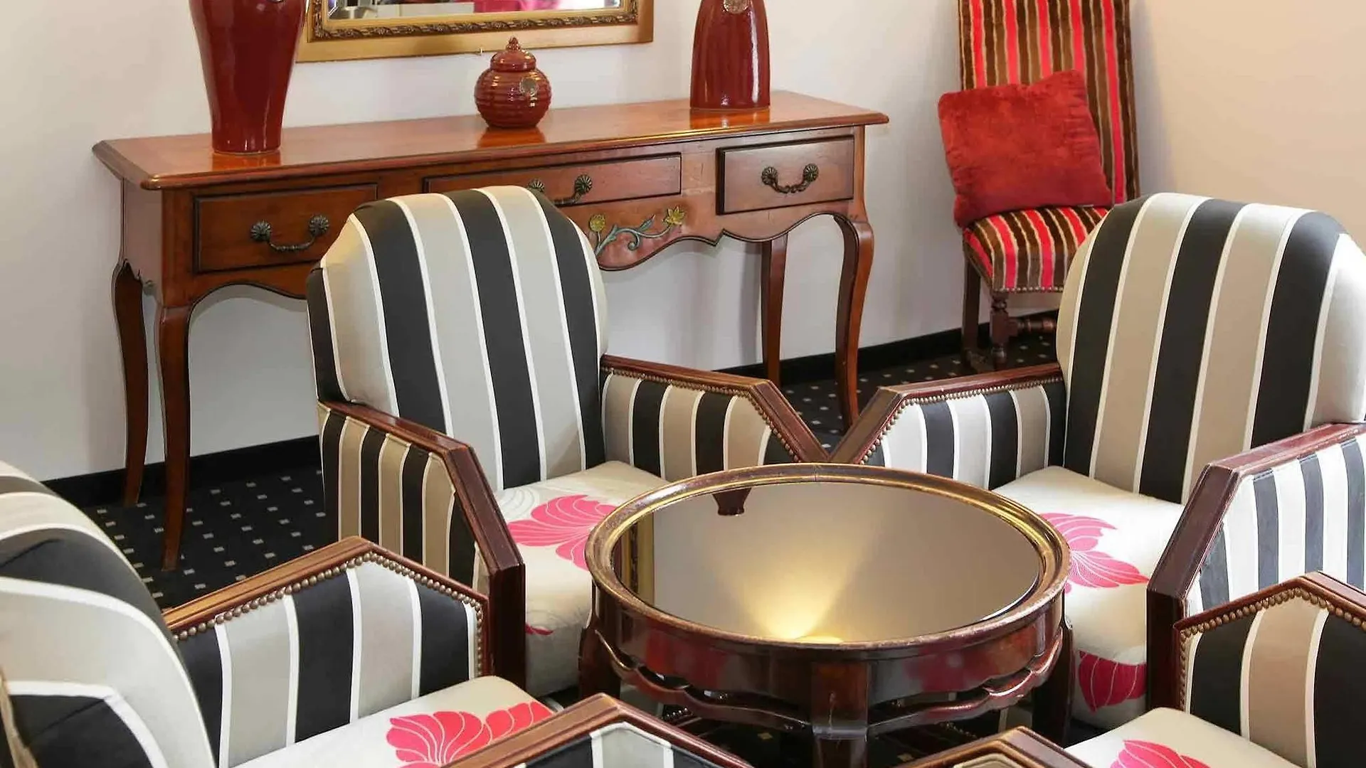 Mercure Lourdes Imperial France