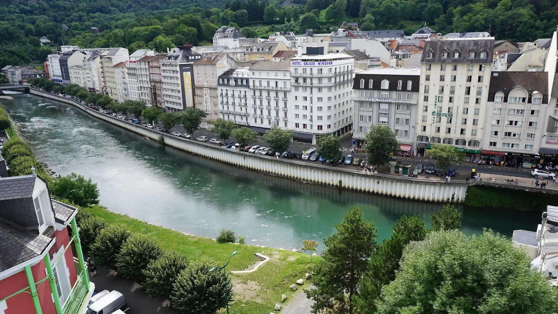 Mercure Lourdes Imperial 4*,